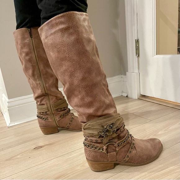 Not Rated High Riding Boots Size 7.5 - Picture 8 of 9